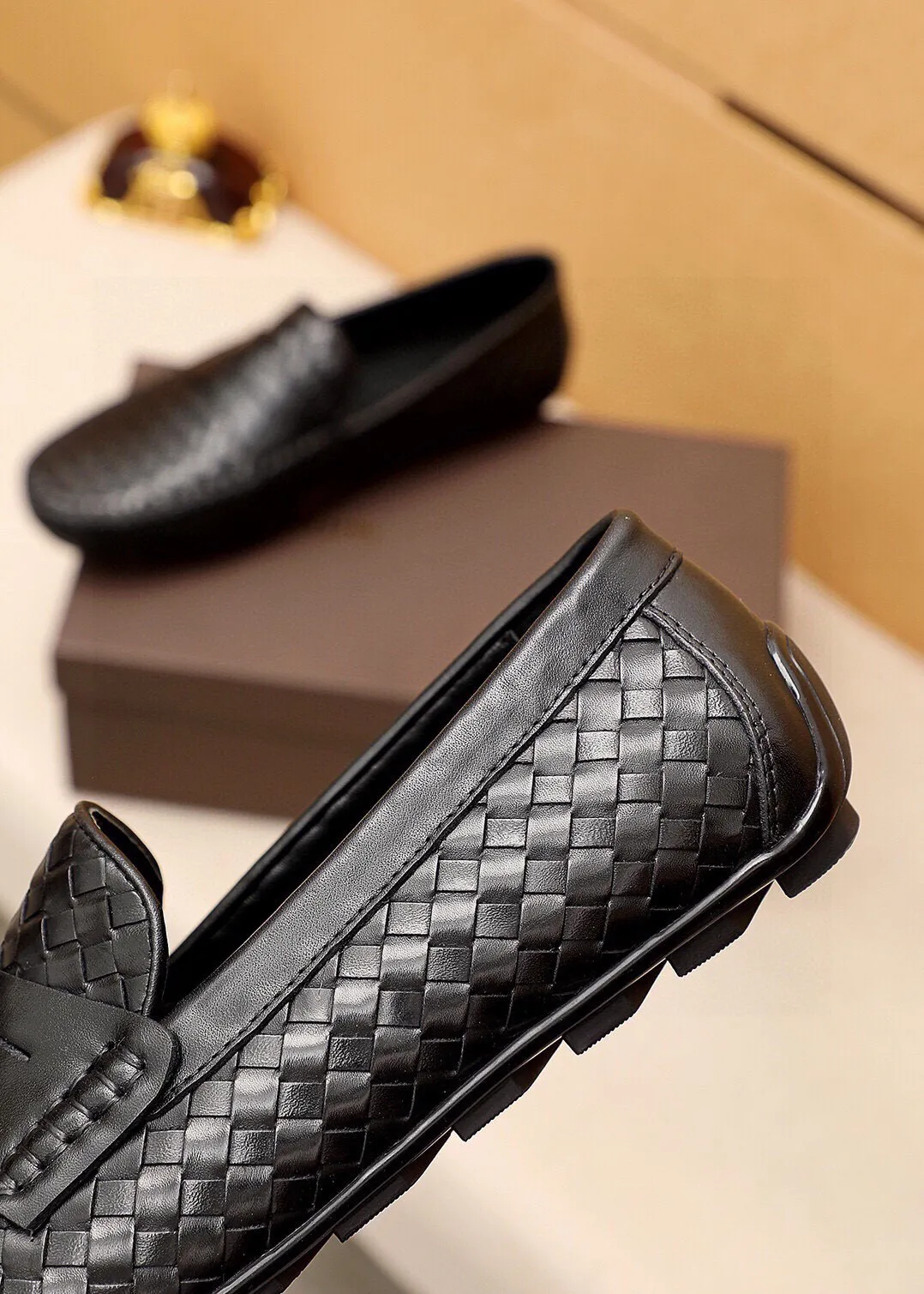 Men's men's shoes 💰500 💐 BV men's slip-on shoes® [BOTTEGA VENETA] official website counter new model, one-to-one mold opening ⚠Italian calfskin purely hand-woven ➕cow 🐂 leather lining. Driving slip-ons, available at counters, sizes 38～44 (45🉑️customized)